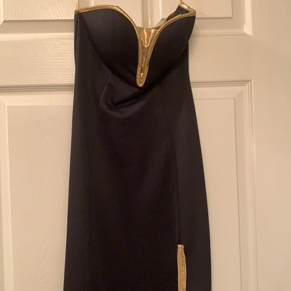 Floor length formal strapless dress